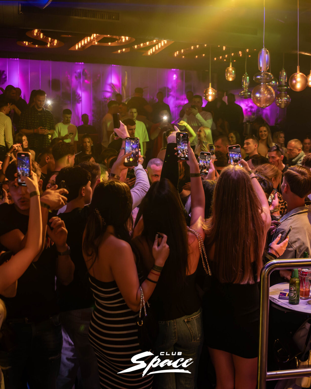 Space 31.10 (13 von 65)